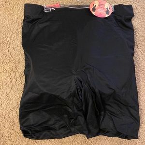 Women’s booty booster